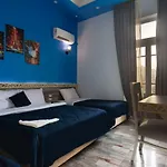 Australian Deluxe Hostel