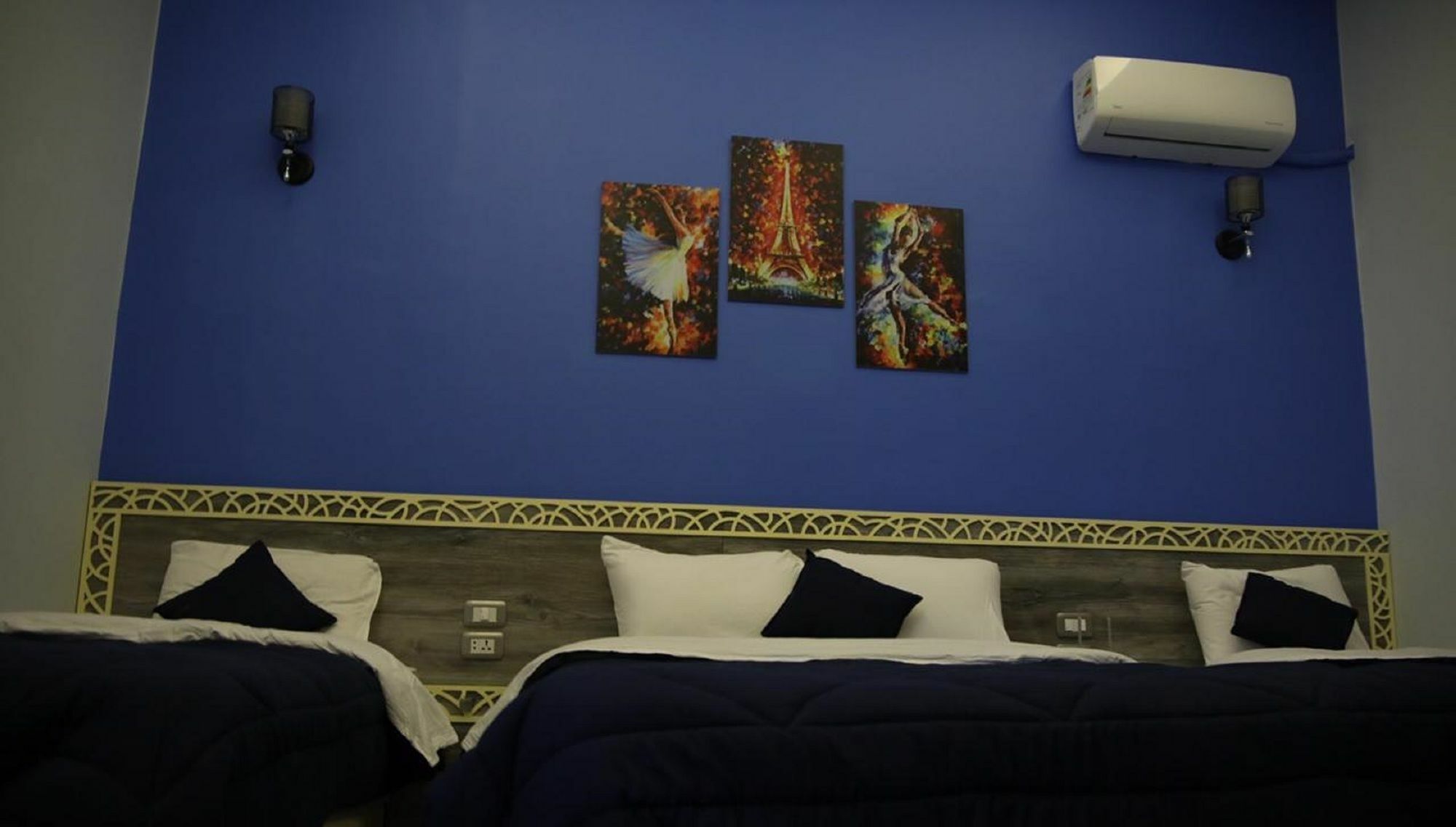 Australian Deluxe Hostel