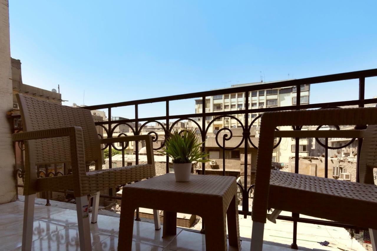Australian Deluxe * Cairo